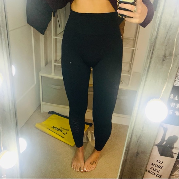 Fabletics Mesh Bottom Leggings - Picture 3 of 4